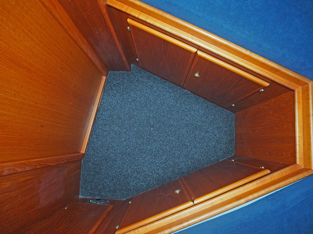 Fore ship, Accommodation